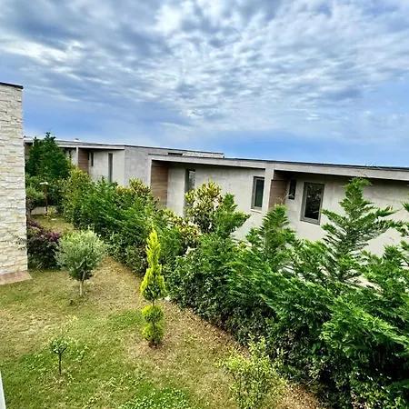 Circle & Drimades Apartamento