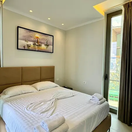 Circle & Drimades Apartment Gjilek